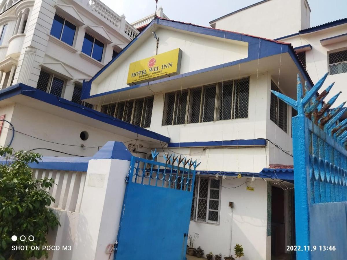 Hotel Well Inn Puri Exterior photo